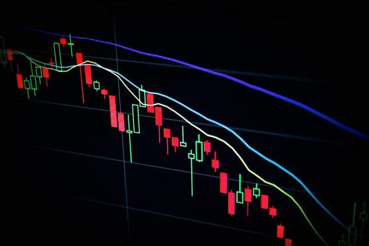 معاملات سوئینگ چیست و چه تفاوتی با معاملات روزانه دارد کسب درآمد از معاملات سوئینگ چگونه است؟