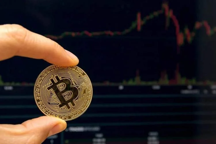 بیت کوین چگونه مدیریت میشود